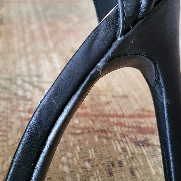 NIB JUSTFAB Dhalian Women's Black Stiletto Shoes with Front Zipper Size 7.5 - Picture 6 of 6